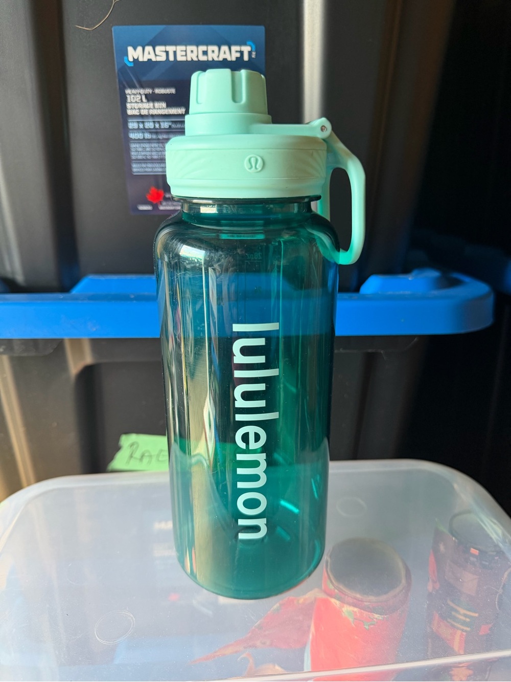 Teal lululemon water bottle